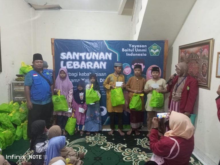 Santunan dan paket Lebaran